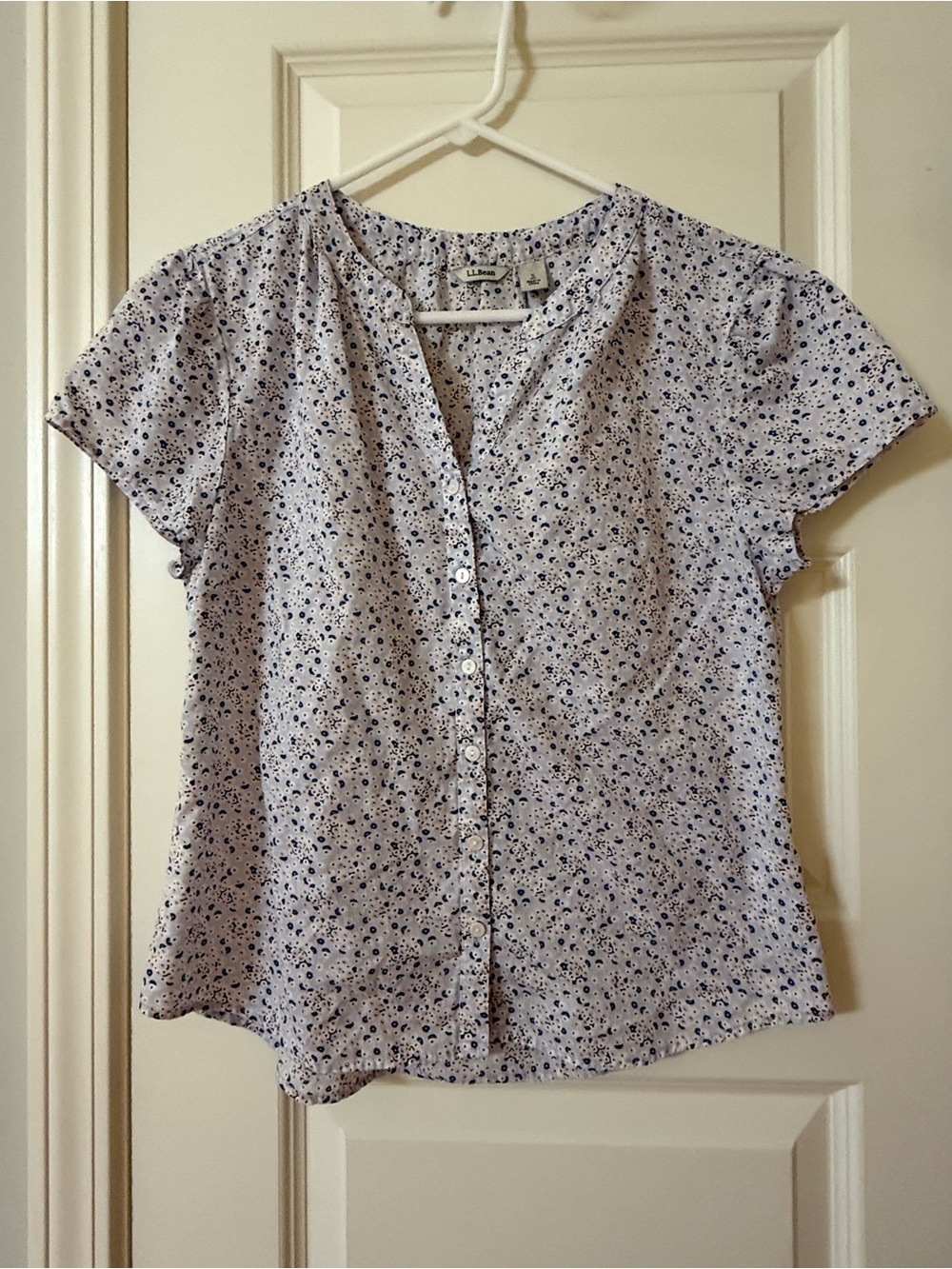 L.L.Bean Small Petite Short Sleeve Button-Down Floral Blouse 100% Cotton